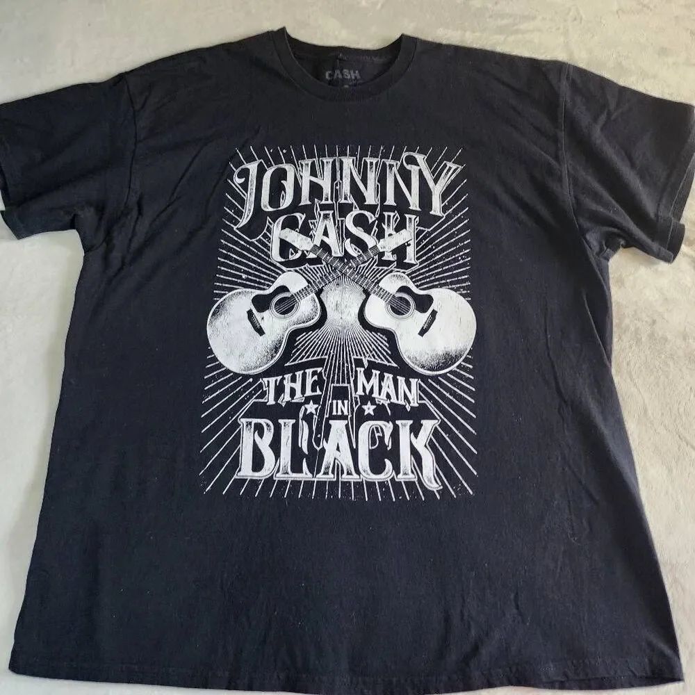 CASH Johnny Cash The Man In Black Graphic Tshirt Size 2XL